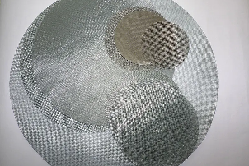 A importância do disco de tela para extrusoras na qualidade do produto